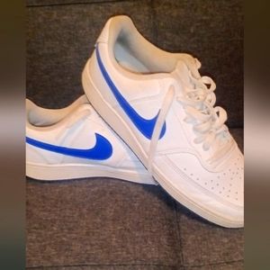 Nike court vision low sneakers